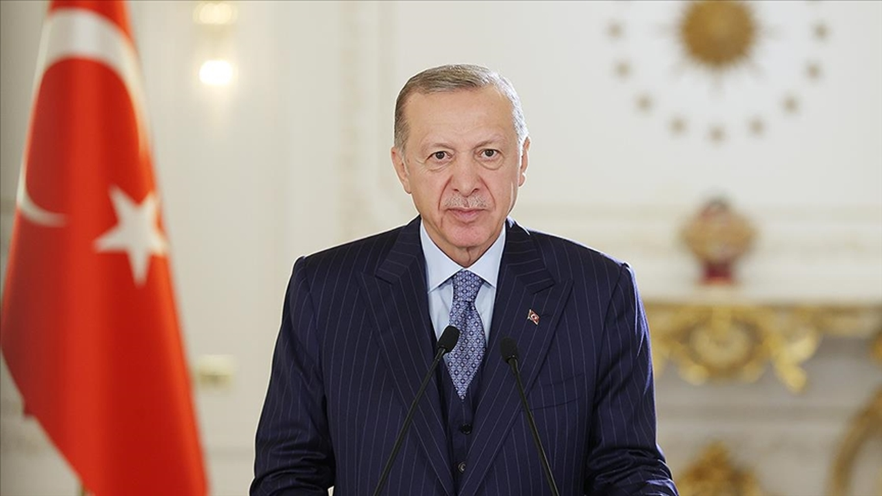 Cumhurbaşkanı Erdoğan, Azerbaycan'ın Bağımsızlık Günü'nü kutladı