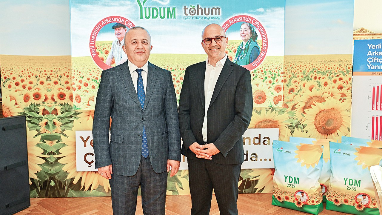 Yüzde 100 yerli ayçiçeği tohumumuz ‘YDM 2239’ Türk tarımına kazandırıldı