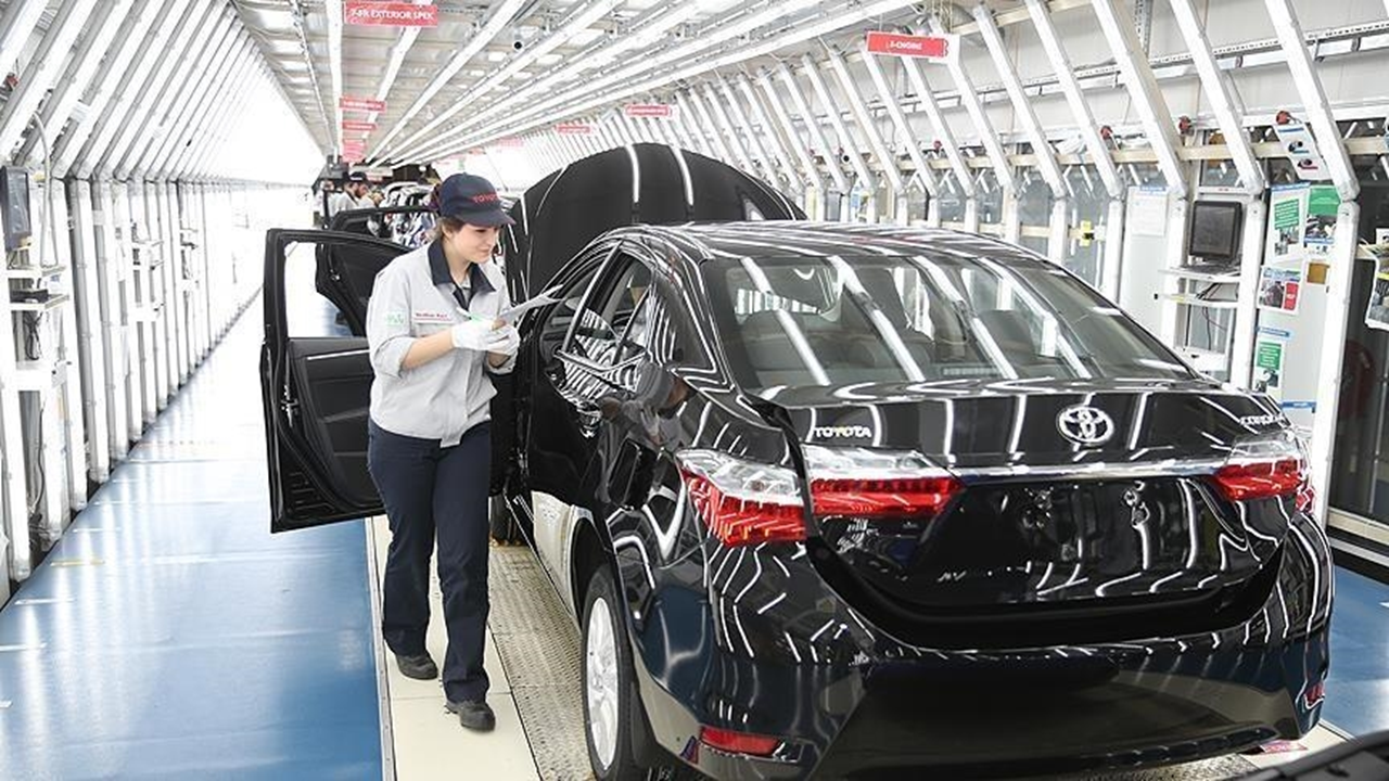 Japon araç üreticilerinden 'hileli test sonucu' itirafı
