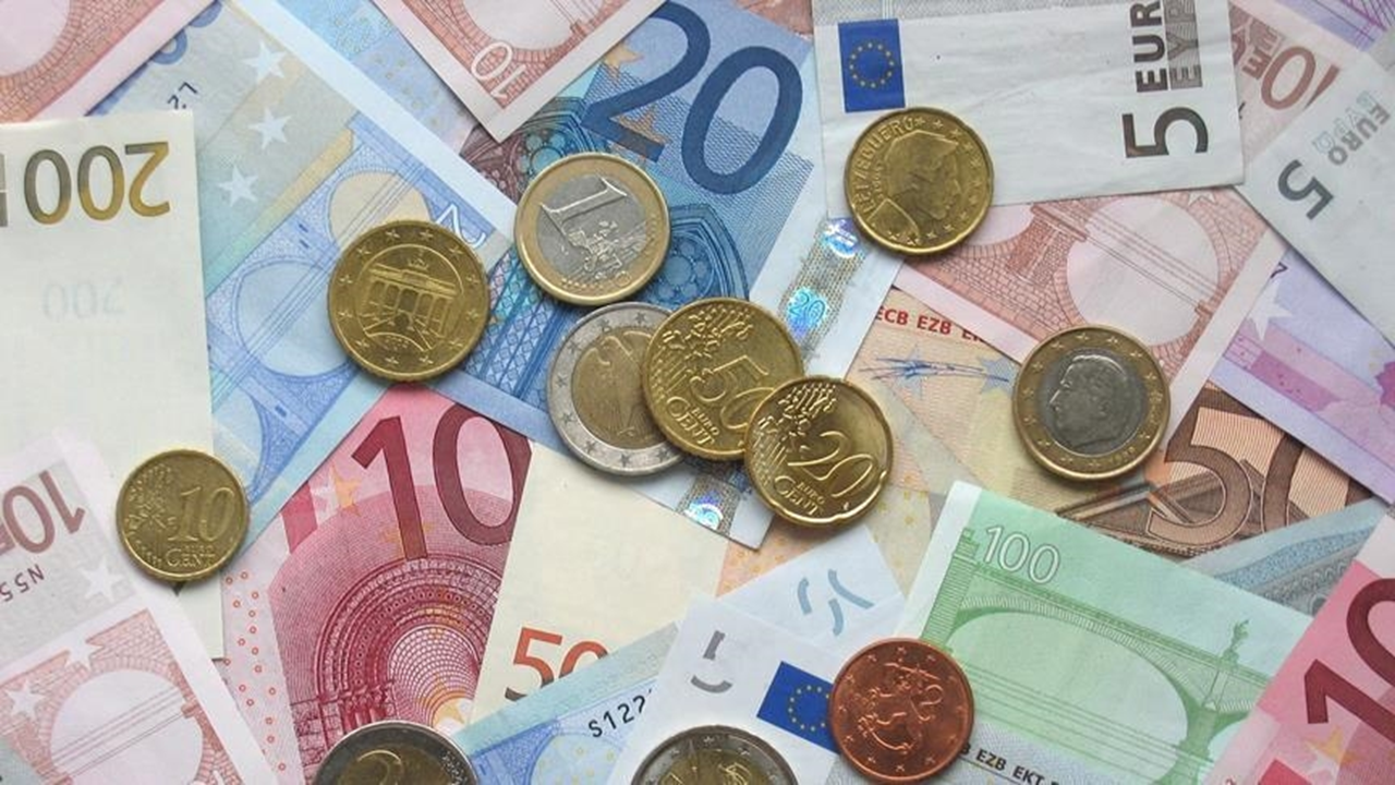 Almanya'da yıllık enflasyon yüzde 2,4’e yükseldi