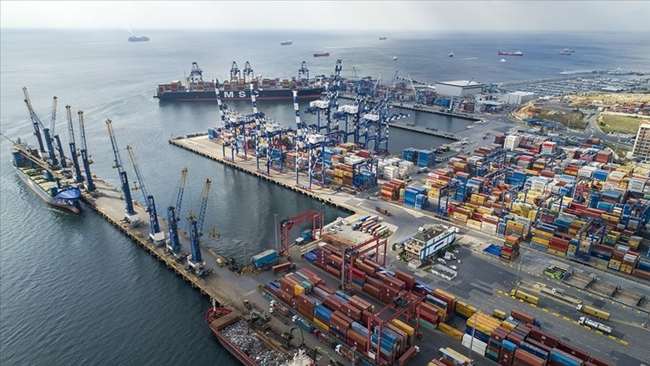 İstanbul ihracatı bir ayda 2 milyar doların üzerinde arttı