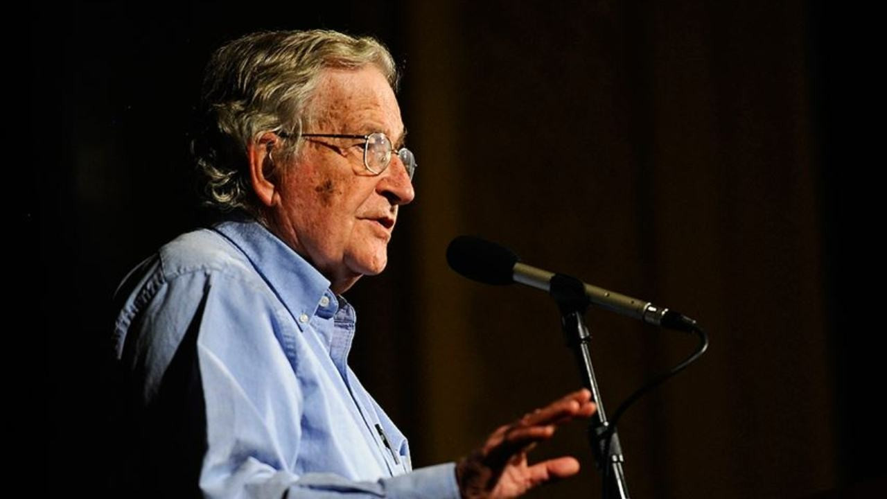 Noam Chomsky hastaneden taburcu edildi