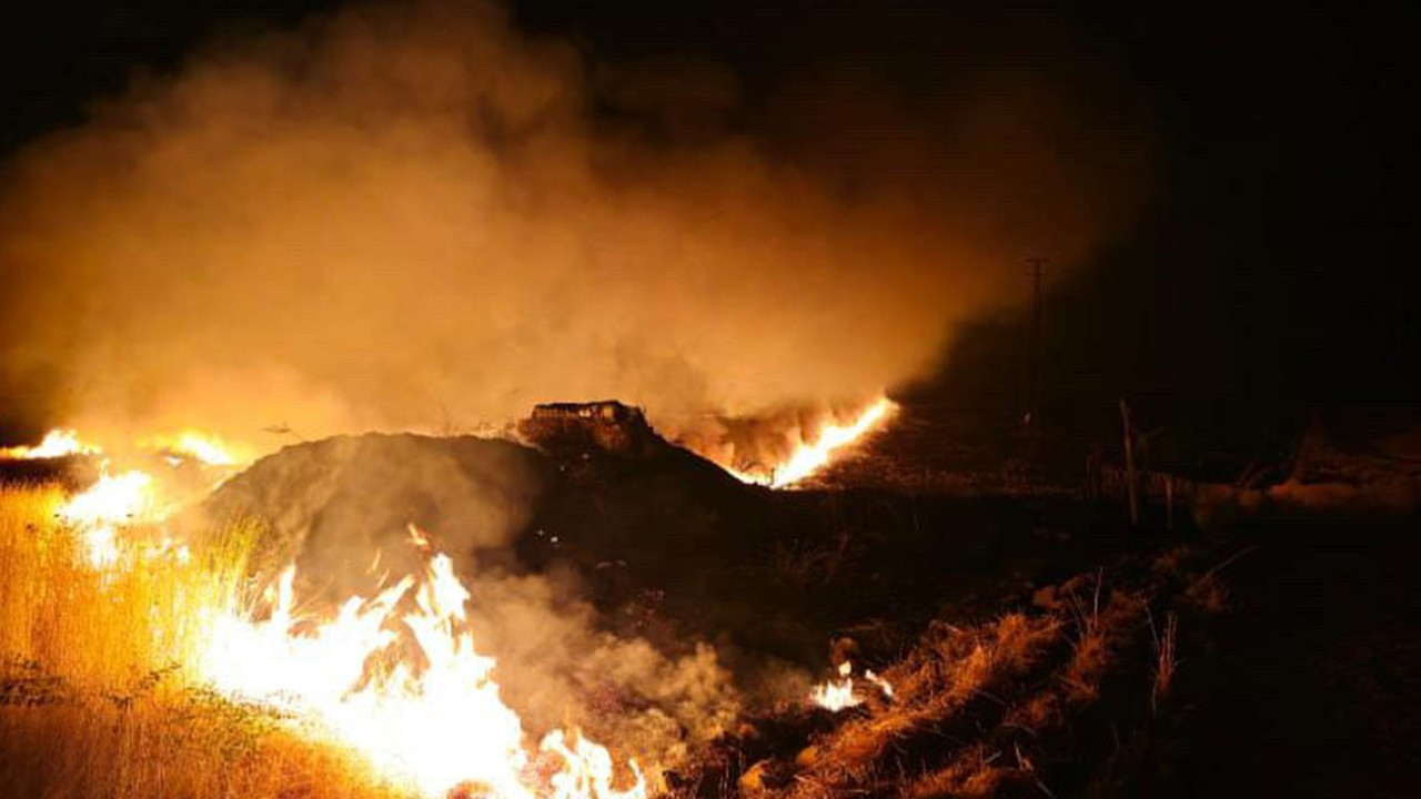 Şırnak'ta anız yangını: 7 köy etkilendi