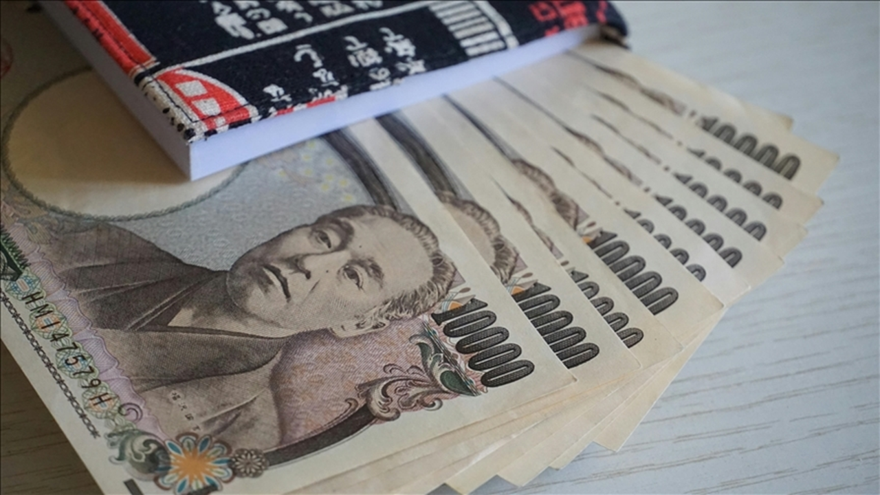Yen, dolar karşısında 1986'dan beri en düşük seviyede