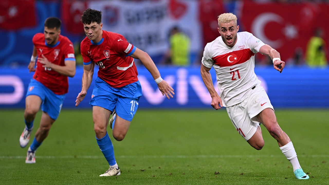 CANLI ANLATIM: Euro 2024 Türkiye Çekya maçın ikinci yarısı başladı