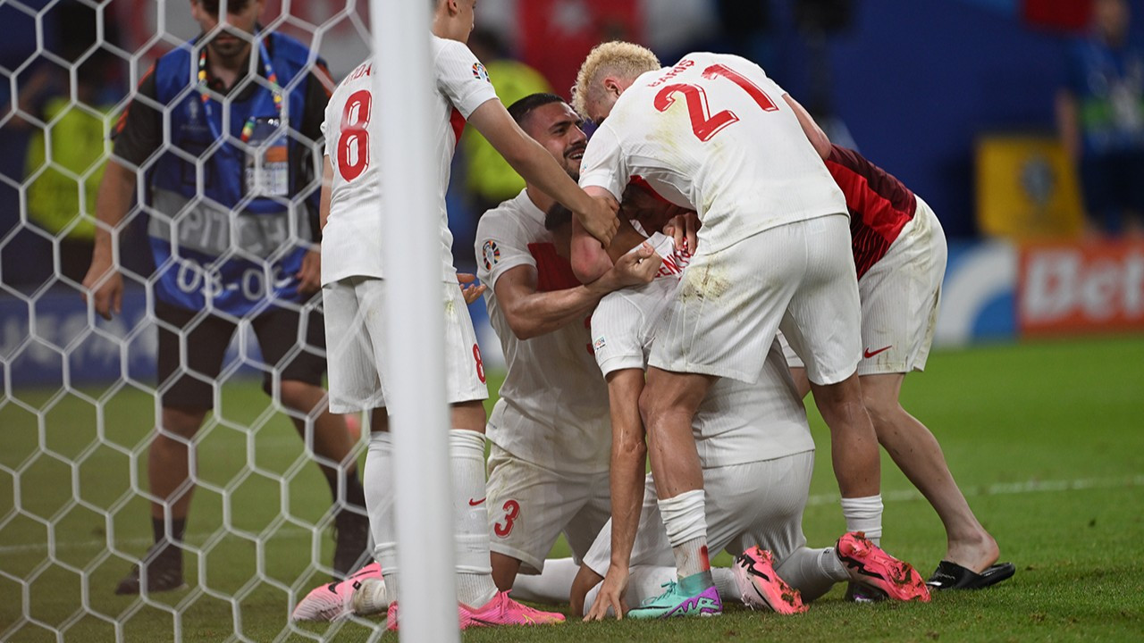 SON DAKİKA: Türkiye Avusturya maçı ilk 11'ler belli oldu