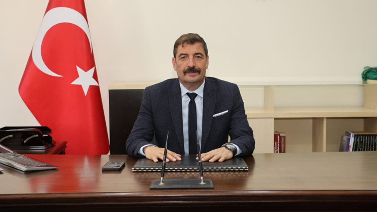 Kula Belediye Başkanı Hikmet Dönmez 'darp' soruşturmasında gözaltına alındı