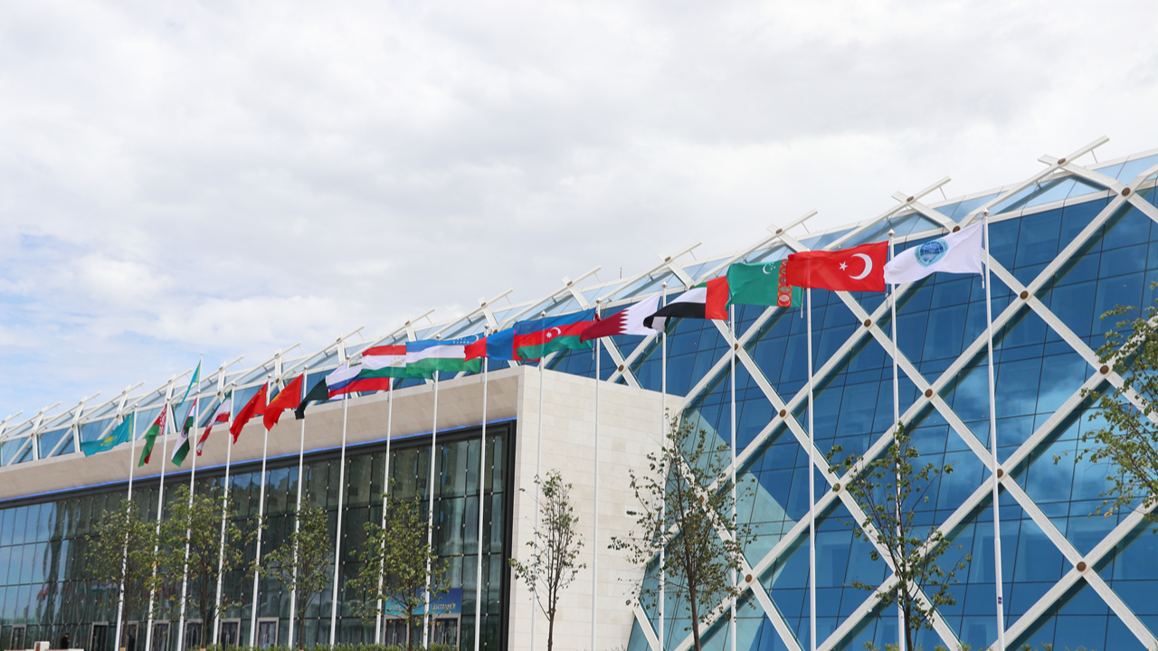 Astana, 16 ülkenin devlet ve hükümet başkanlarını ağırlamaya hazır