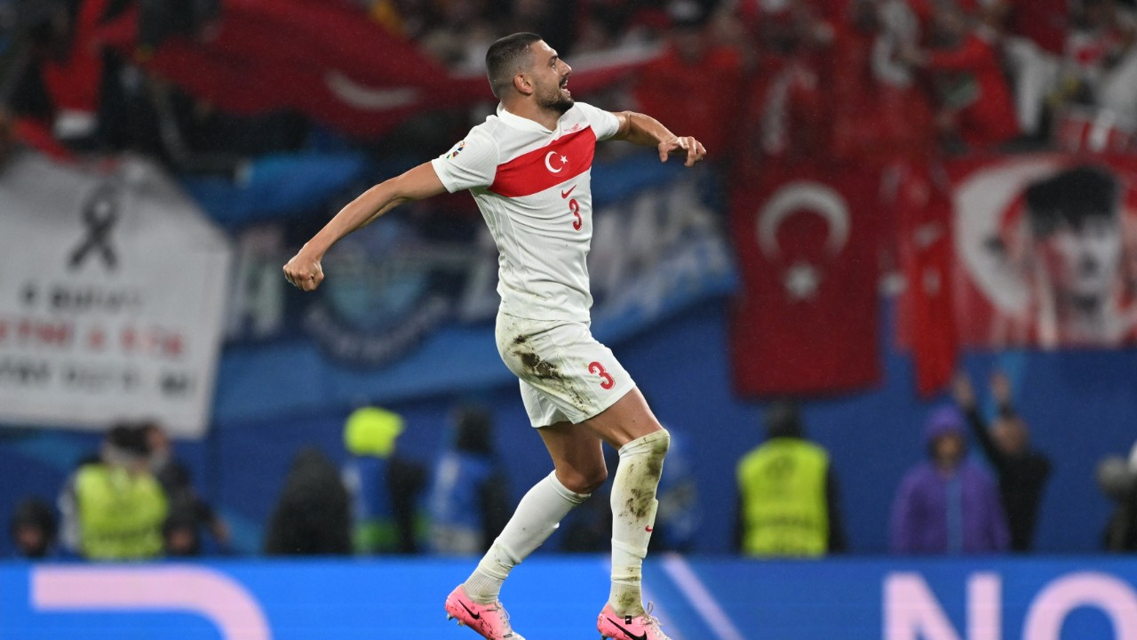 UEFA'dan Türkiye-Avusturya maçının yıldızı milli futbolcu Merih Demiral'a soruşturma!