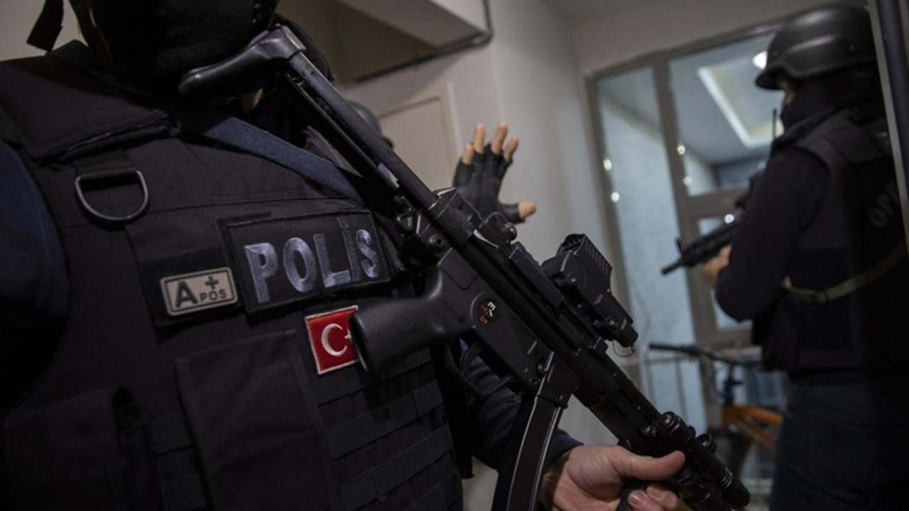 16 ilde IŞİD'e operasyon: 45 gözaltı