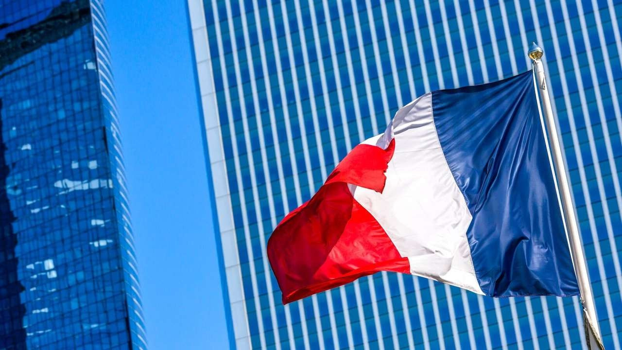 Citi: Fransa'da uzun süreli siyasi istikrarsızlık yaşanabilir