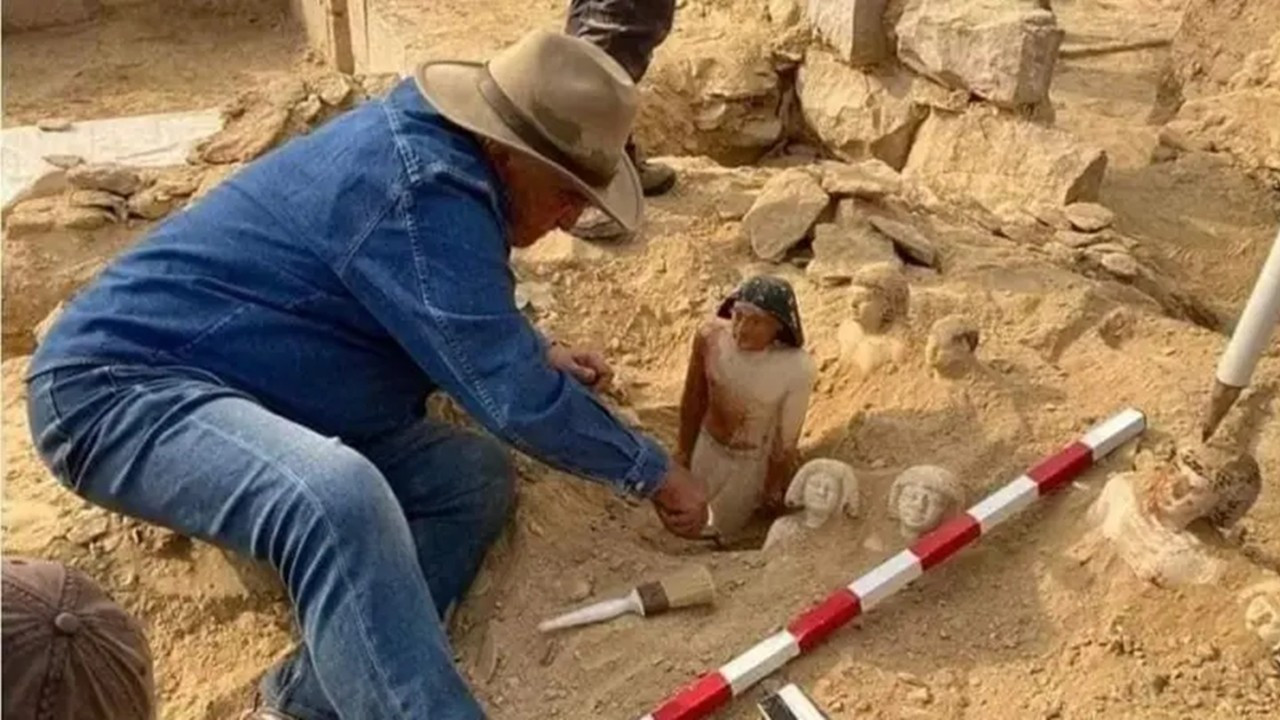 Sahte 'şeyhler' antik mezar açtırmak için 8 yaşındaki çocuğu ellerini keserek öldürdü