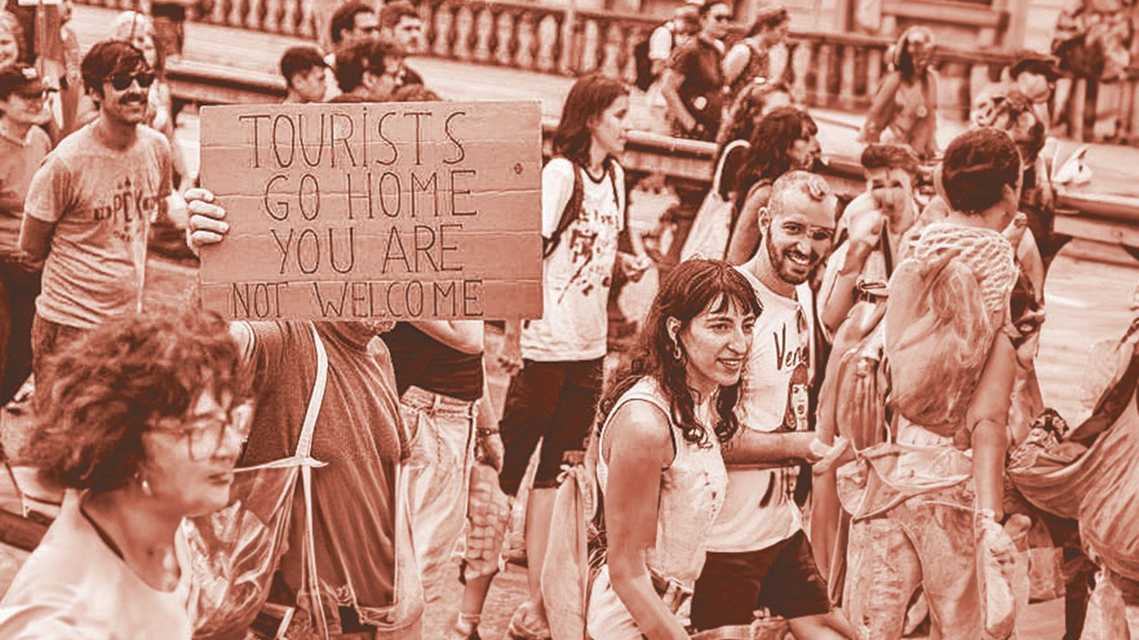 Barselona’daki “Evine dön turist” protestosu yasaklar doğurdu