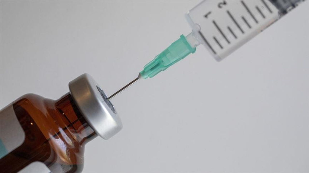 Devlet Malzeme Ofisi'nden 8 milyon dozluk aşı alımı ihalesi