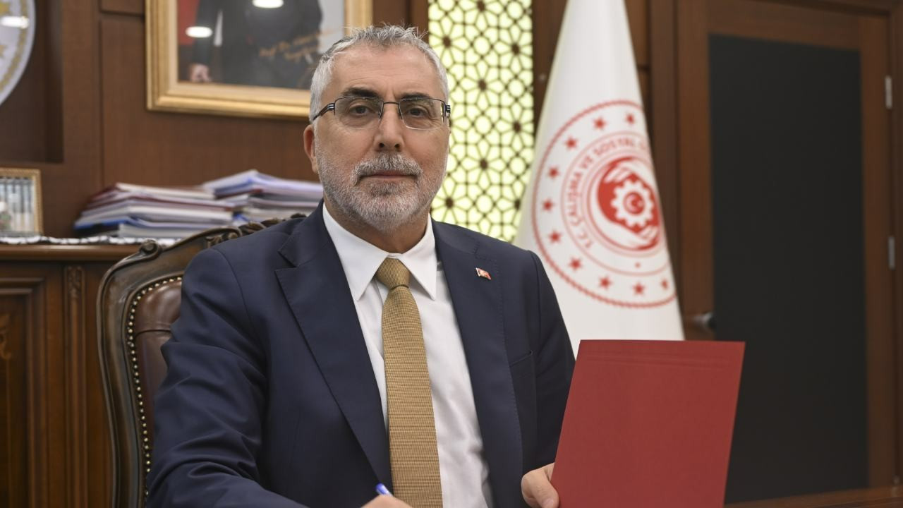 Bakan Işıkhan, SGK'ya en fazla borcu olan 5 belediyeyi açıkladı