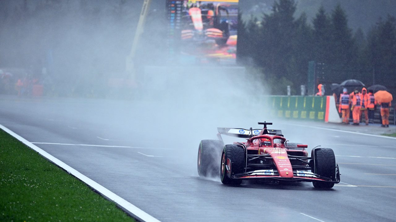 Belçika Grand Prix'sinde pole pozisyonu Charles Leclerc'in