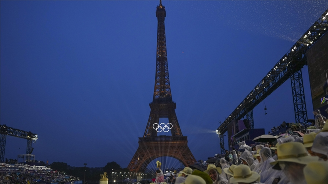 Paris Olimpiyatları açılış törenine 'Son Akşam Yemeği' eleştirisi