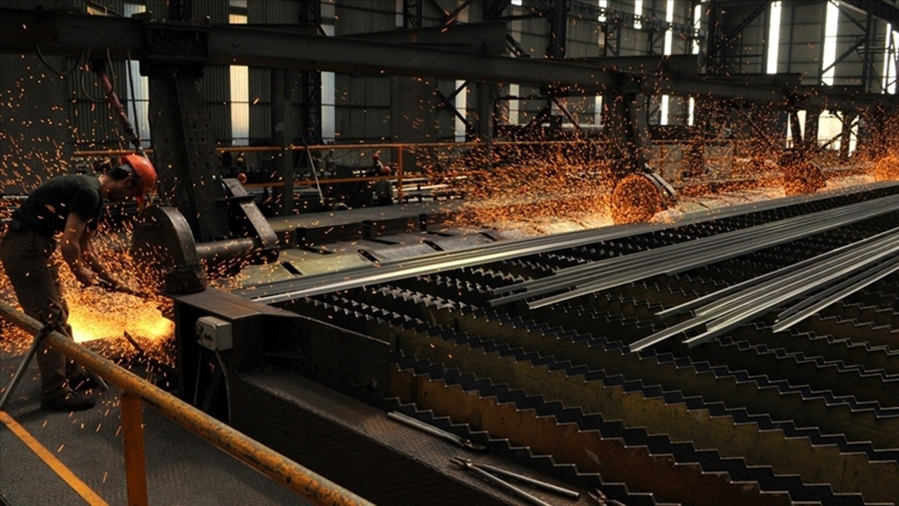 Çelik sektörü yılın ilk yarısını üretimde artış, tüketimde azalışla tamamladı