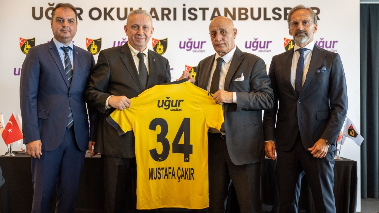 İstanbulspor, Uğur Okulları ile sponsorluk anlaşması imzaladı