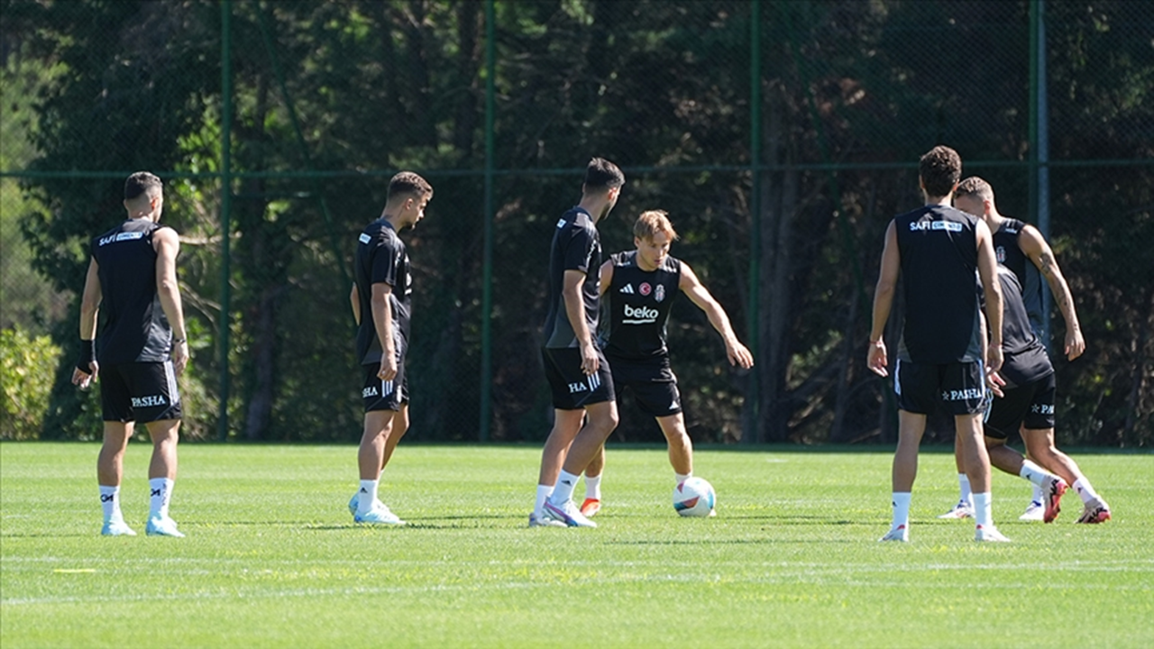 Beşiktaş, yarın Antalyaspor'u ağırlayacak