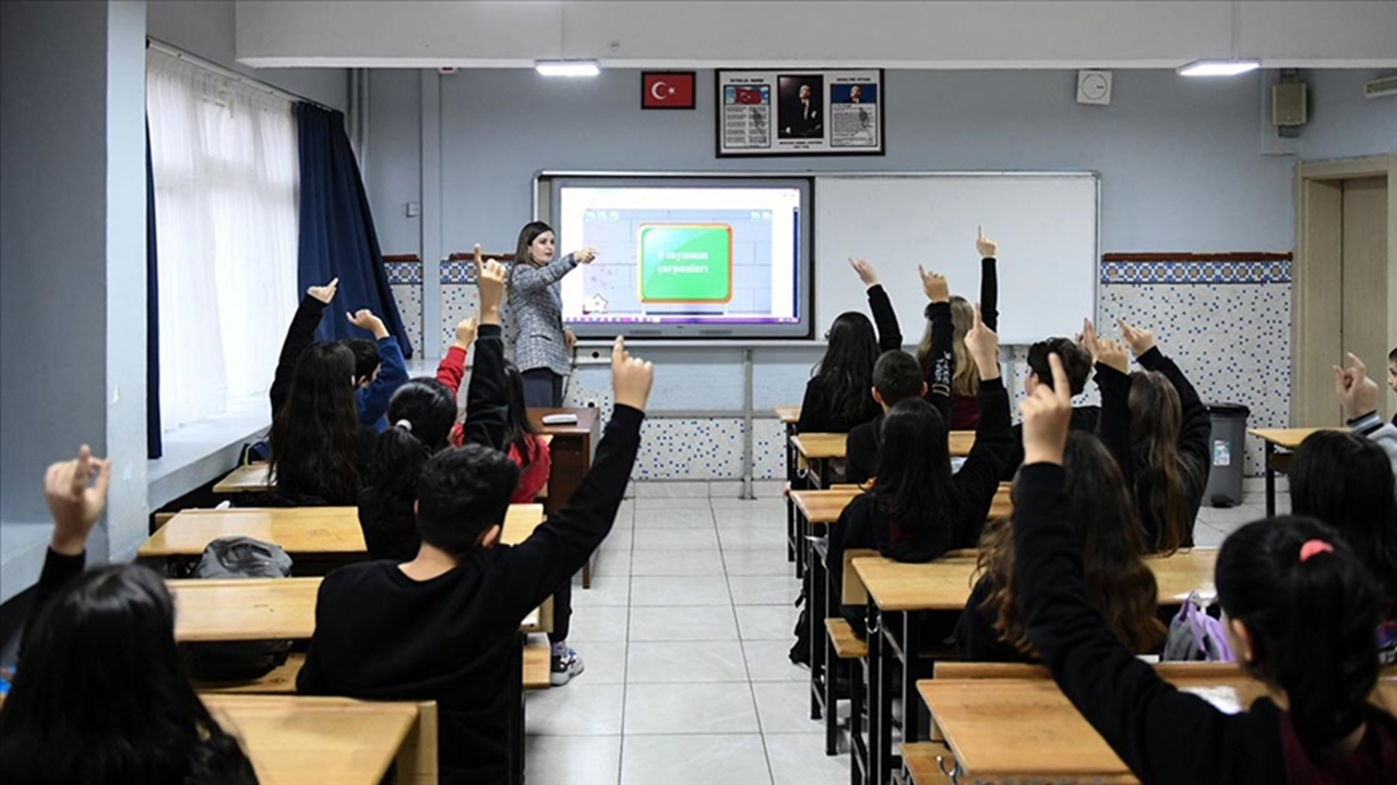 Velilere özel hizmetin adı: 'Okulum Garanti'de'