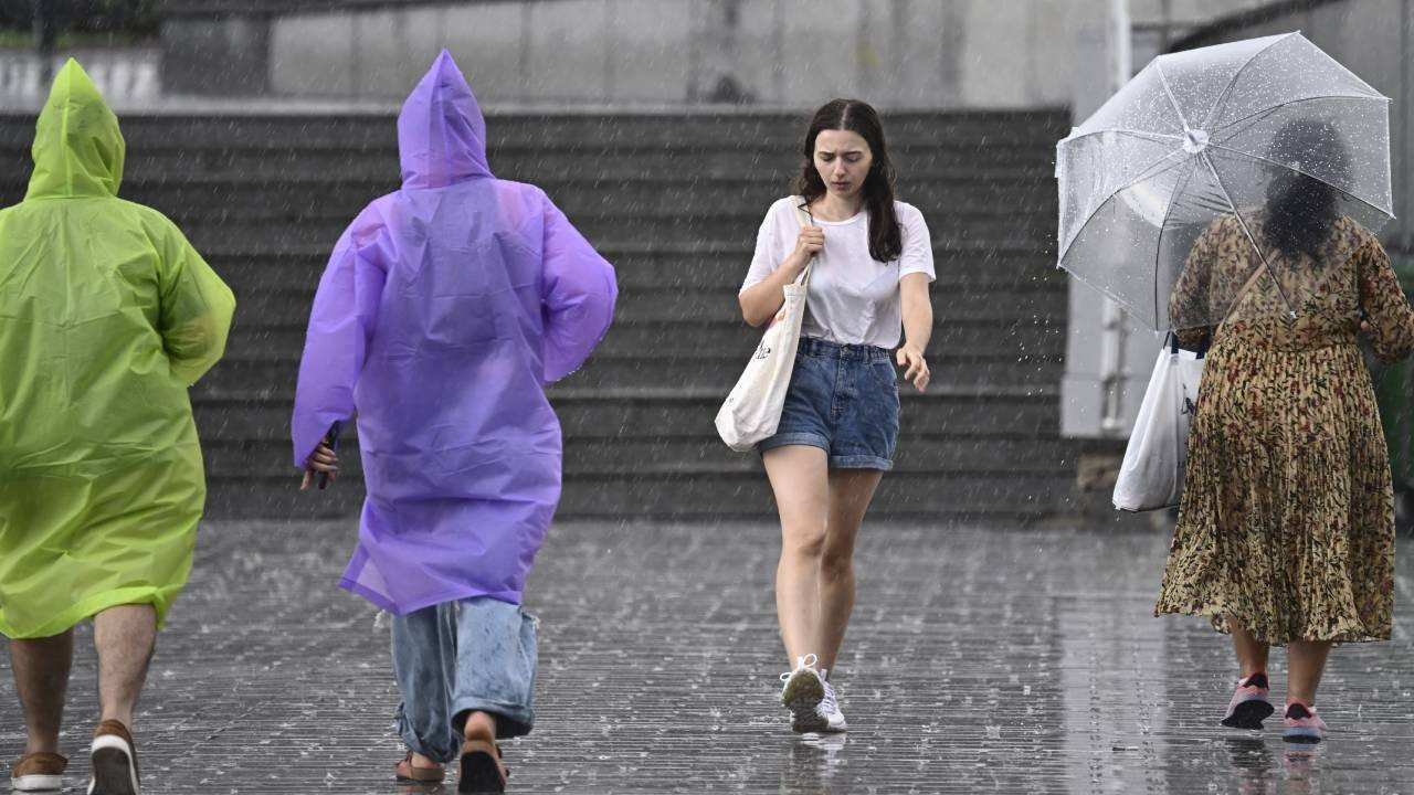 Meteoroloji'den İstanbul ve birçok il için uyarı: Gök gürültülü sağanak geliyor