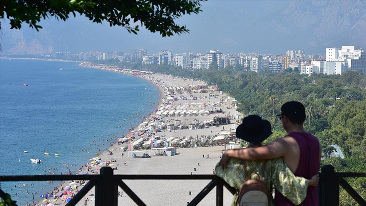 Antalyalı turizmciler 2025 rezervasyonlarından umutlu