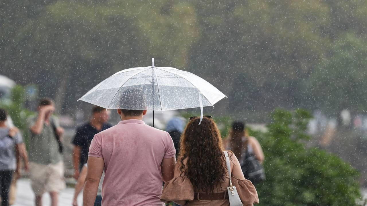 Meteoroloji'den İstanbul dahil çok sayıda il için uyarı