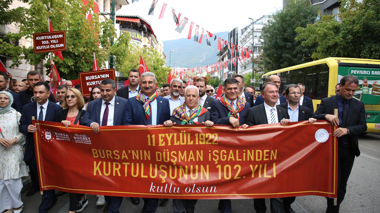 Yeşil Bursa, al sancağına kavuştu