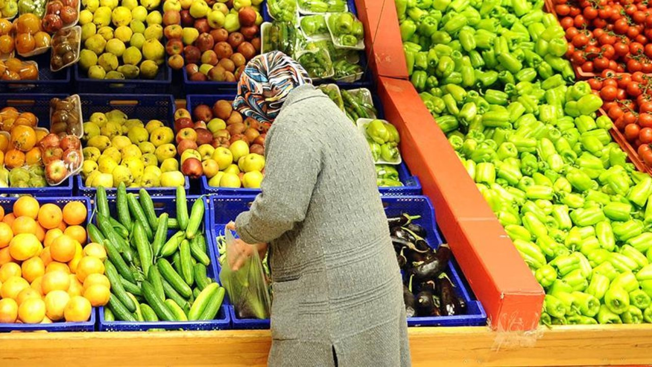 Dar gelirli gıda enflasyonunu daha şiddetli hissediyor!