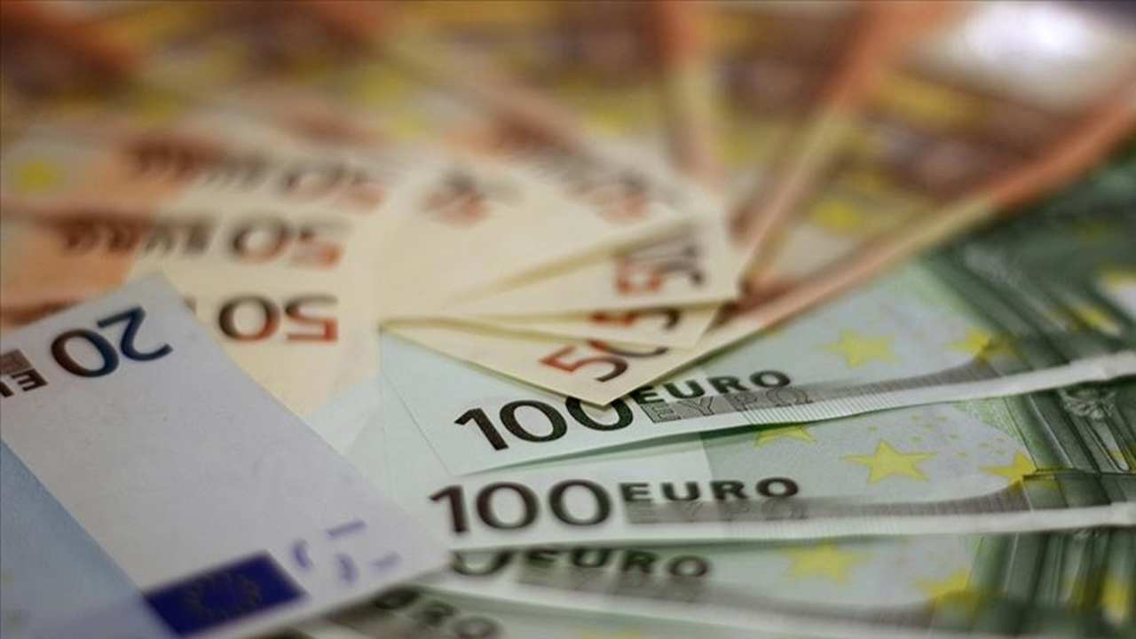 Almanya'da bileşik PMI ekimde yükseldi