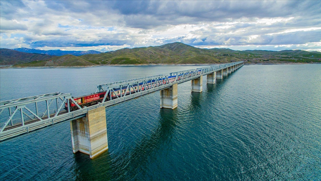 Turistik Doğu Ekspresi seferleri Aralık'ta başlıyor