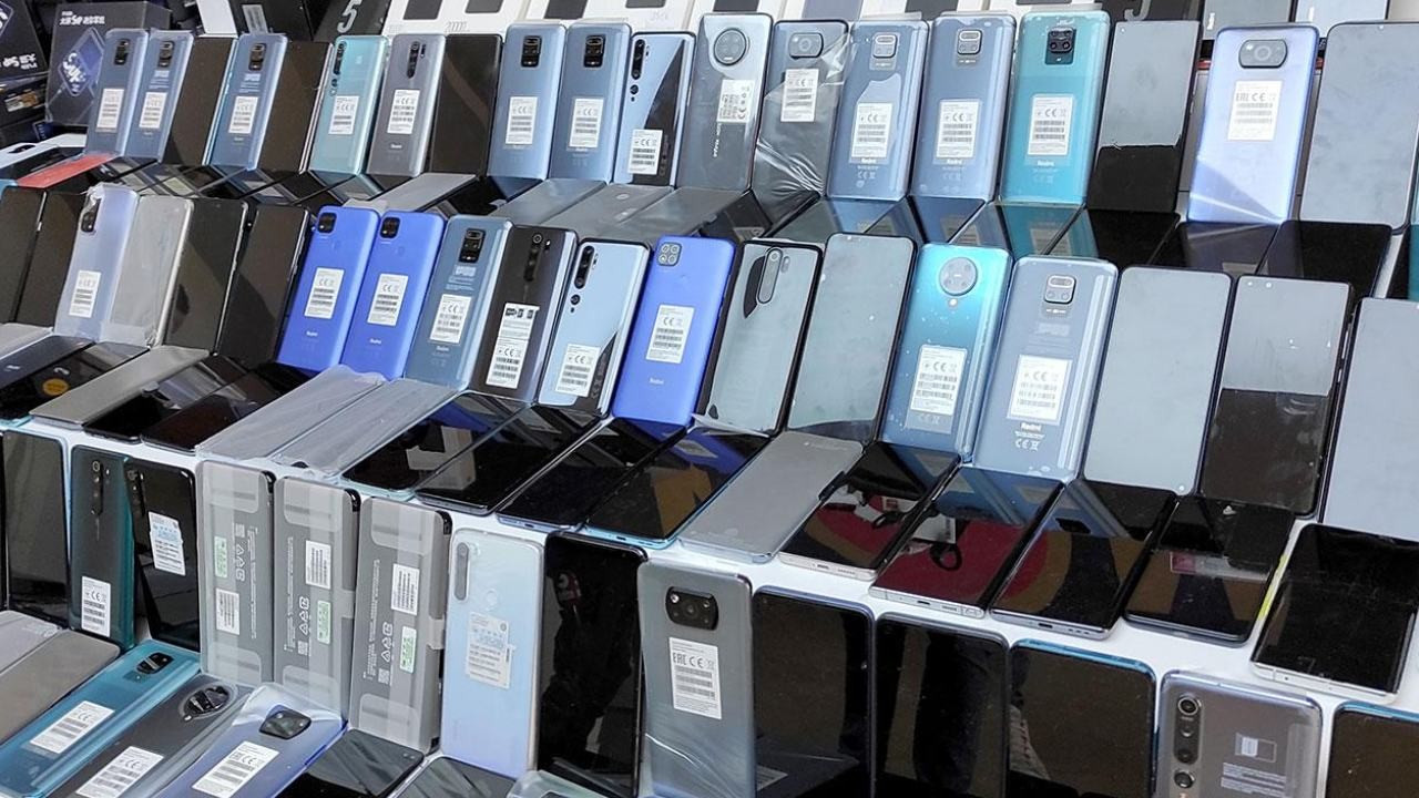 Cep telefonlarında 'kayıtdışı' rekoru