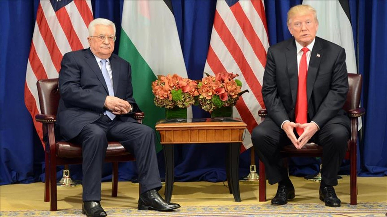 Donald Trump, Filistin Devlet Başkanı Abbas ile görüştü