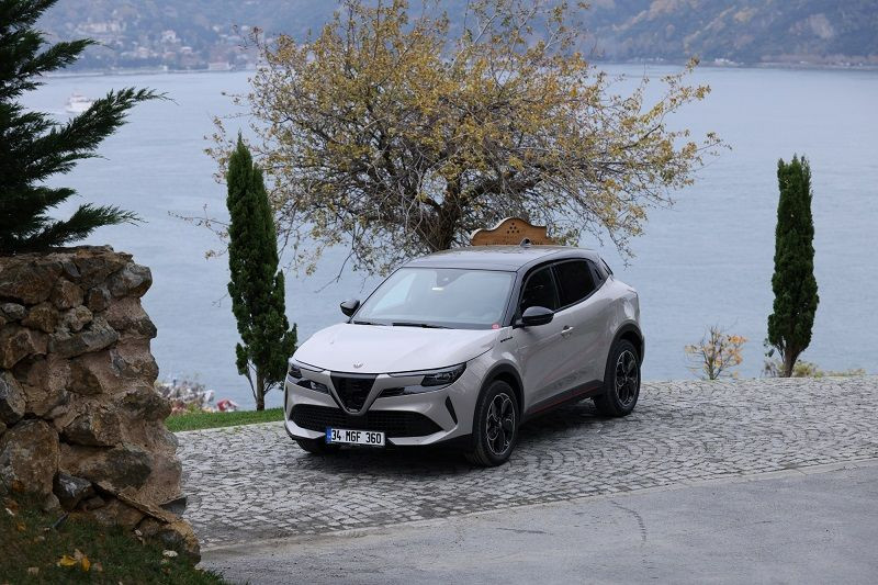 Alfa Romeo'nun ilk elektrikli SUV'u Türkiye’de: Sipariş adedi 500'ü aştı - Sayfa 4