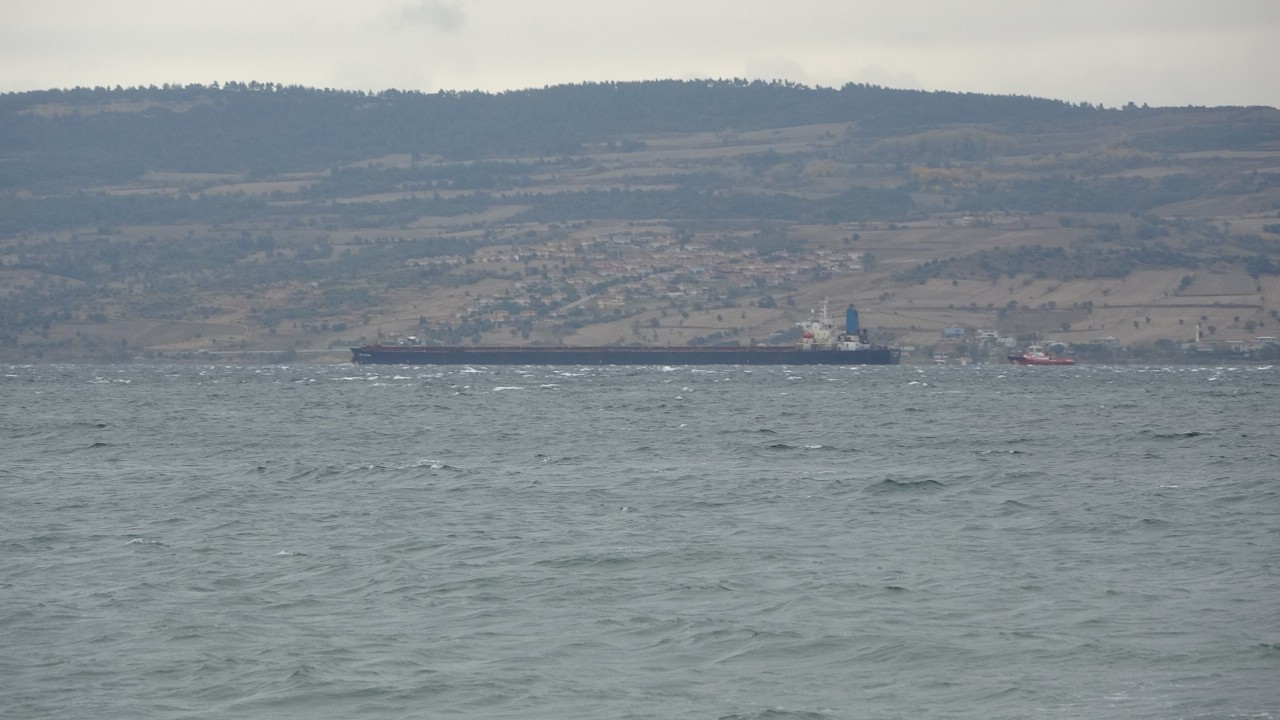 Çanakkale Boğazı'nda gemi arızası: Gemi trafiği çift yönlü durduruldu