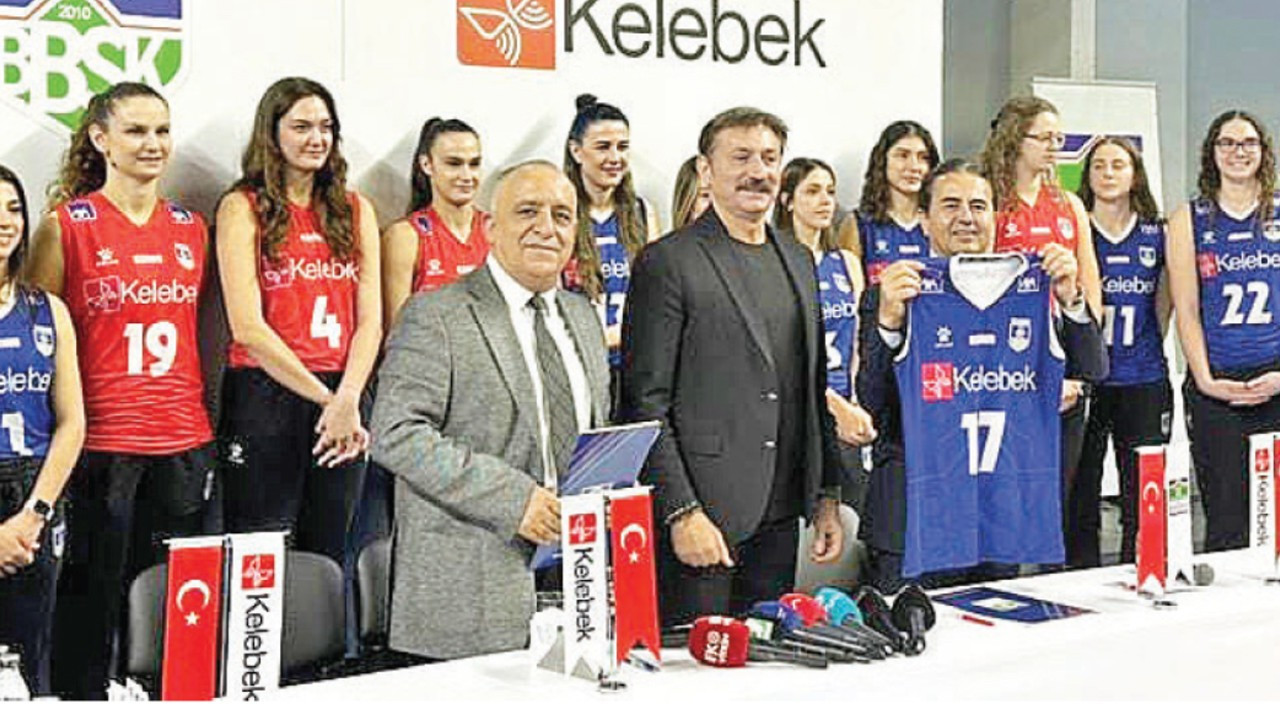 Bahçeliveler Kadın Voleybol Takımı'na ‘Kelebek’ desteği