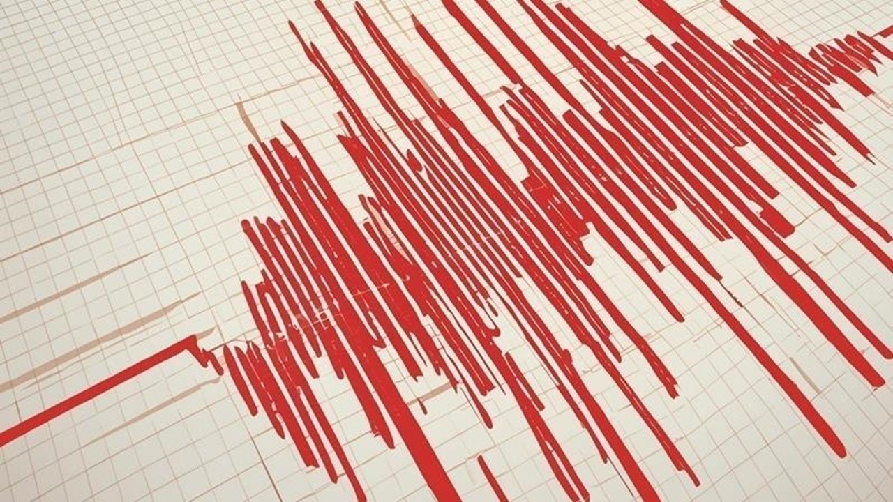 Son Dakika: Ege'de 3.9 büyüklüğünde deprem