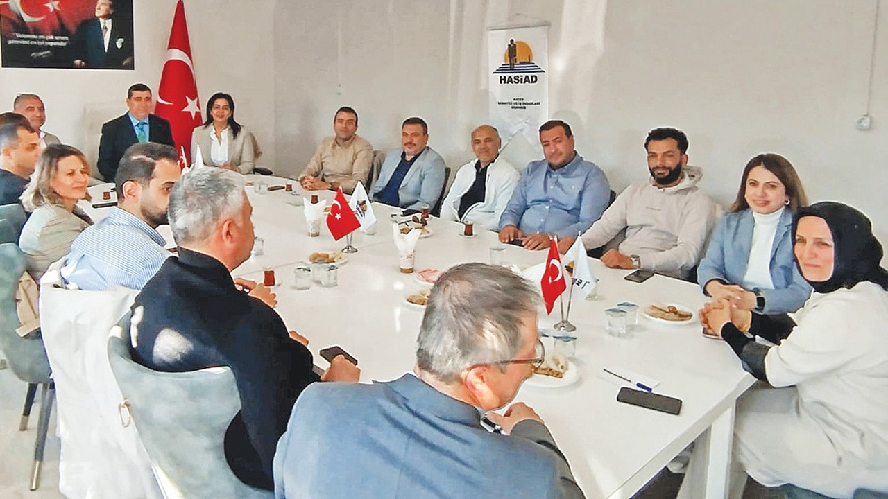 Hatay’ın ayağa kalkması için bölgeden destek talebi