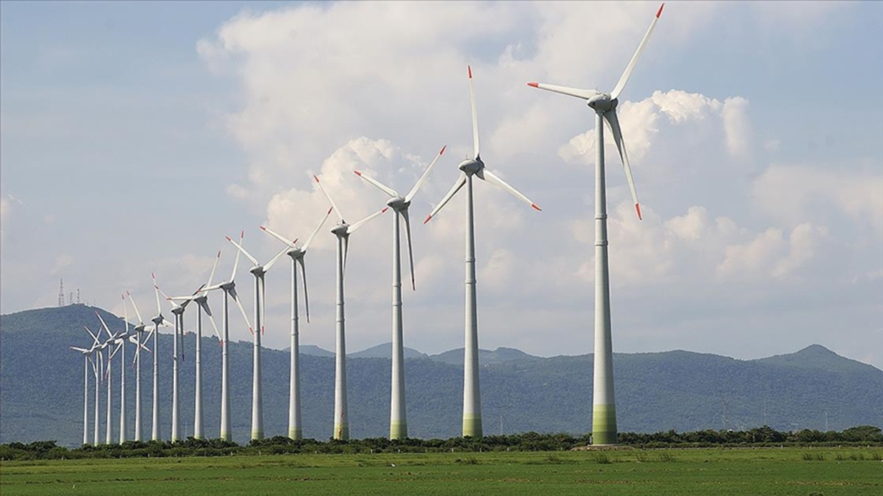 Yenilenebilir enerji kaynaklı elektrik üretimi Almanya'da rekora koşuyor