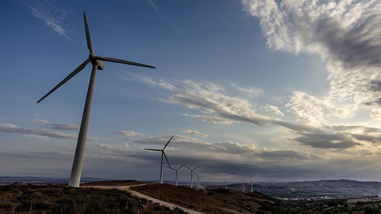 İngiltere yeni temiz enerji planıyla yılda 40 milyar sterlinlik yatırımın kilidini açacak