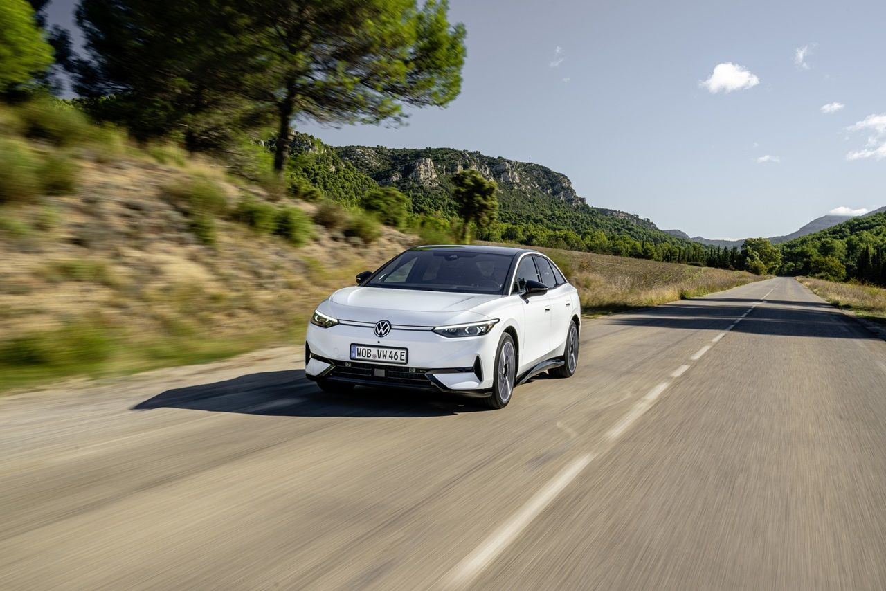 Volkswagen ID.7 Türkiye'de satışa çıktı! İşte fiyatı, özellikleri ve menzili... - Sayfa 1