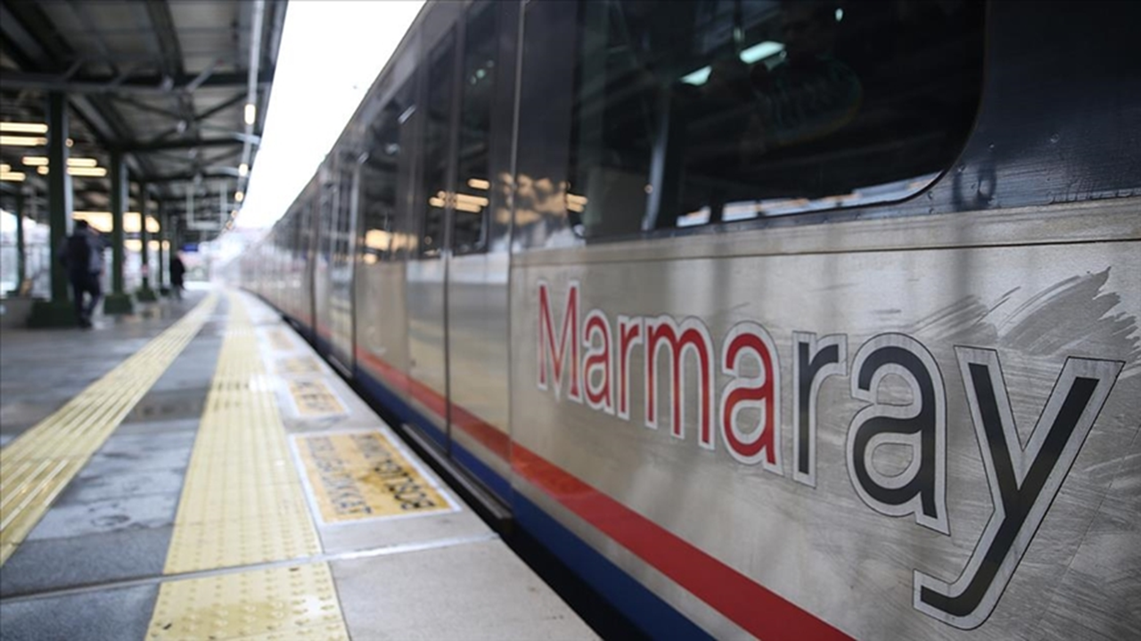 Marmaray'dan yeni yolcu rekoru! Ulaştırma Bakanı açıkladı