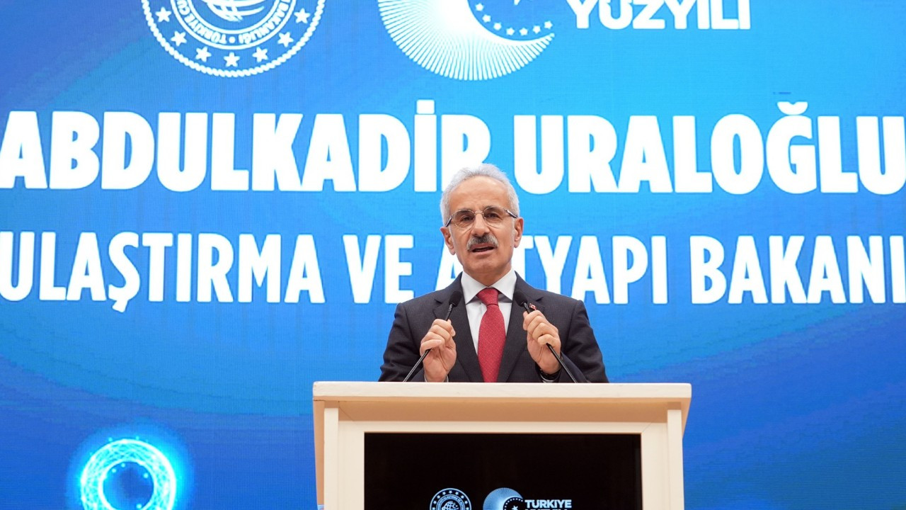 Bakan Uraloğlu: Suriye’nin normalleşmesi ulaştırma ve haberleşme ile hızlanacak