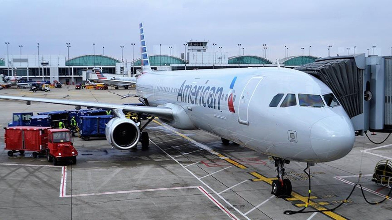 American Airlines'ın tüm uçuşları teknik arıza nedeniyle askıya alındı