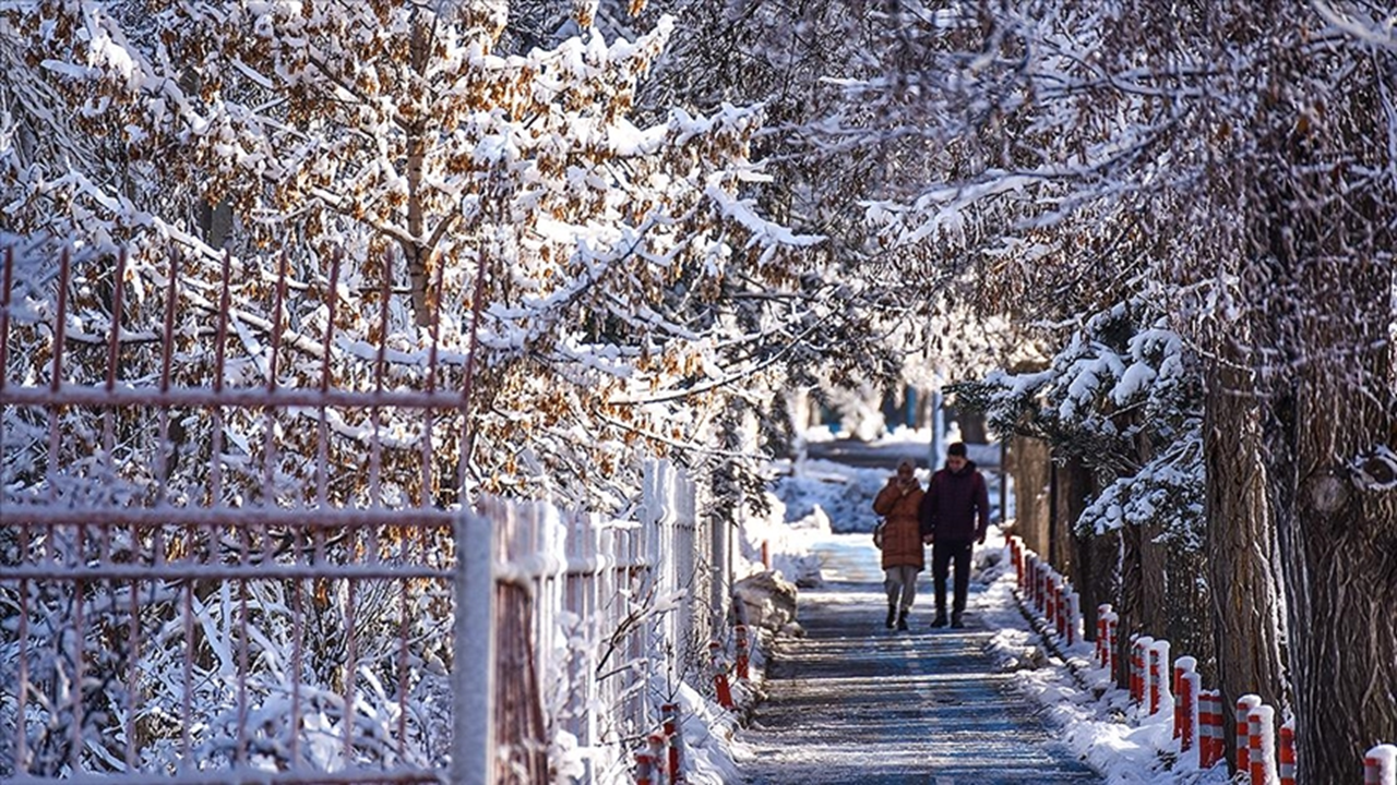 Cilt sorunlarının arttığı kış aylarında tene temas eden kumaşlara dikkat!