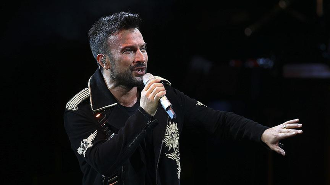 Tarkan'dan duygu yüklü veda paylaşımı!