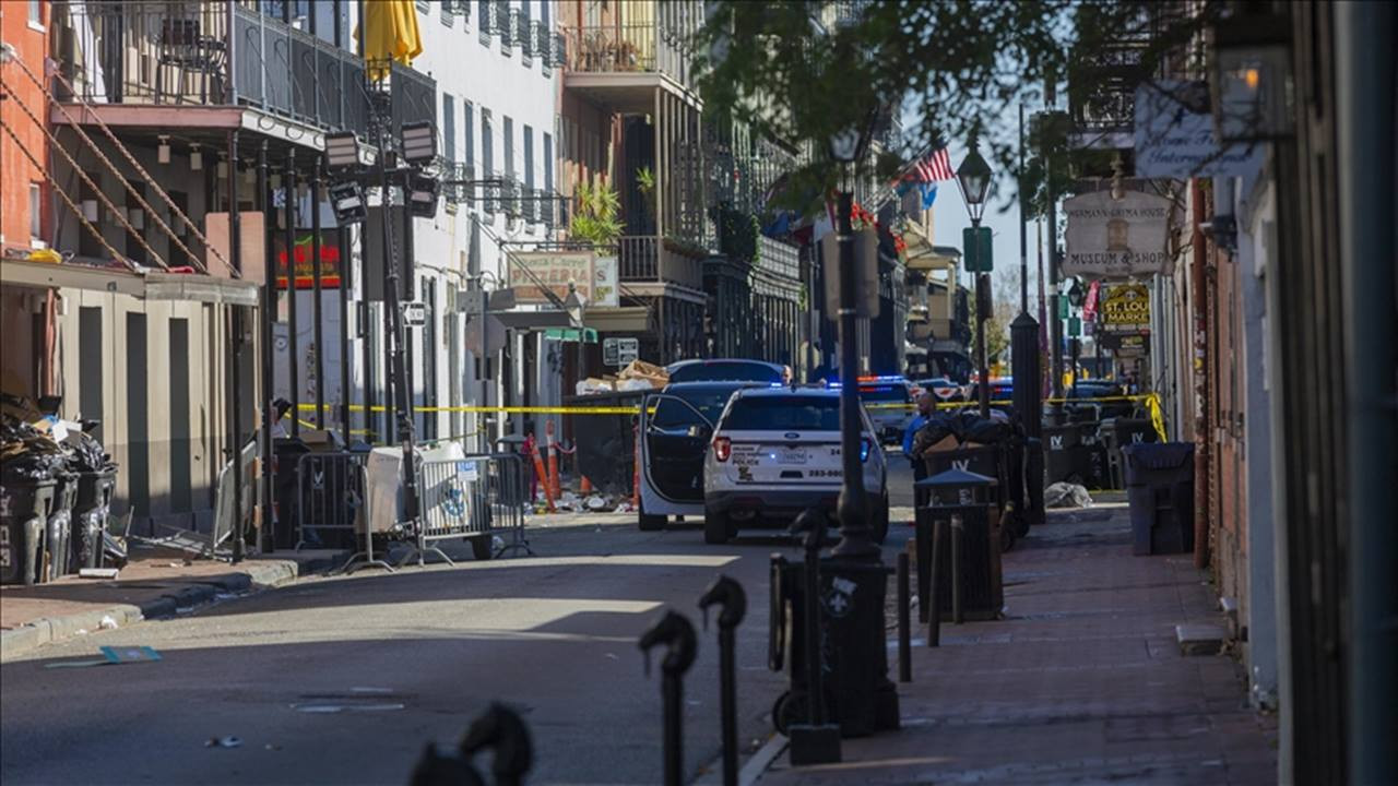 New Orleans'ta iki bomba düzeneği bulundu!