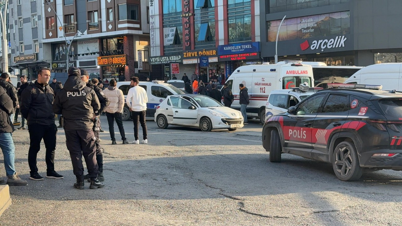 İstanbul’da kadın cinayeti dehşeti! Eşini öldürüp cesetten kurtulmaya çalışırken polise yakalandı