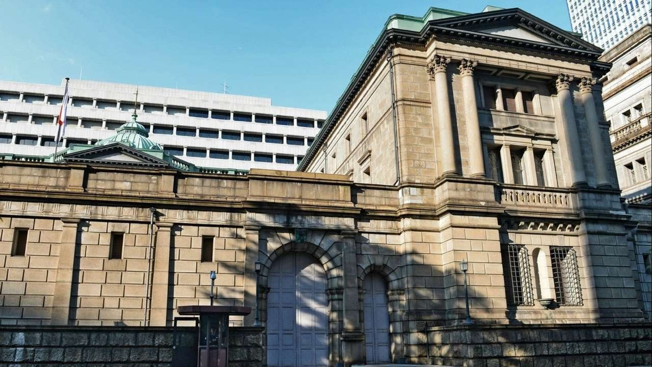 Japonya Merkez Bankası Başkanı'ndan faiz artışı mesajı